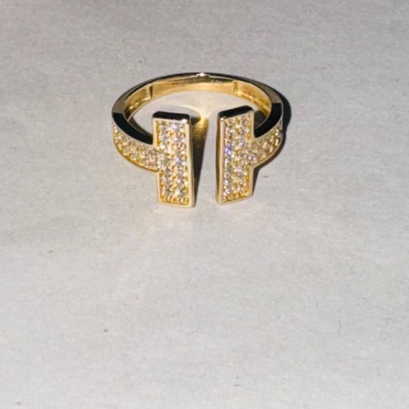 10K SOLID GOLD Luxury Design Ring for Women, Gift for her, Promise ring, SALE! - Picture 4 of 5